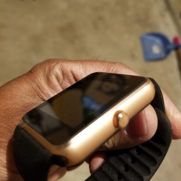 Smart Watch - Picture 2 of 4